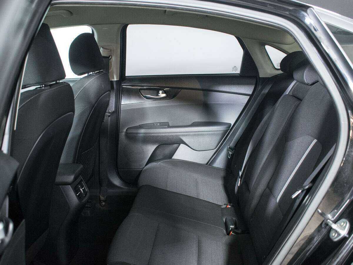 Б/У Киа Церато 2018 года. Фото: #7