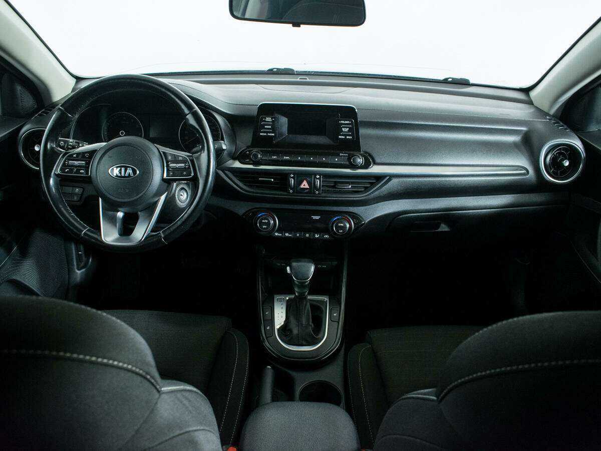 Б/У Киа Церато 2018 года. Фото: #9