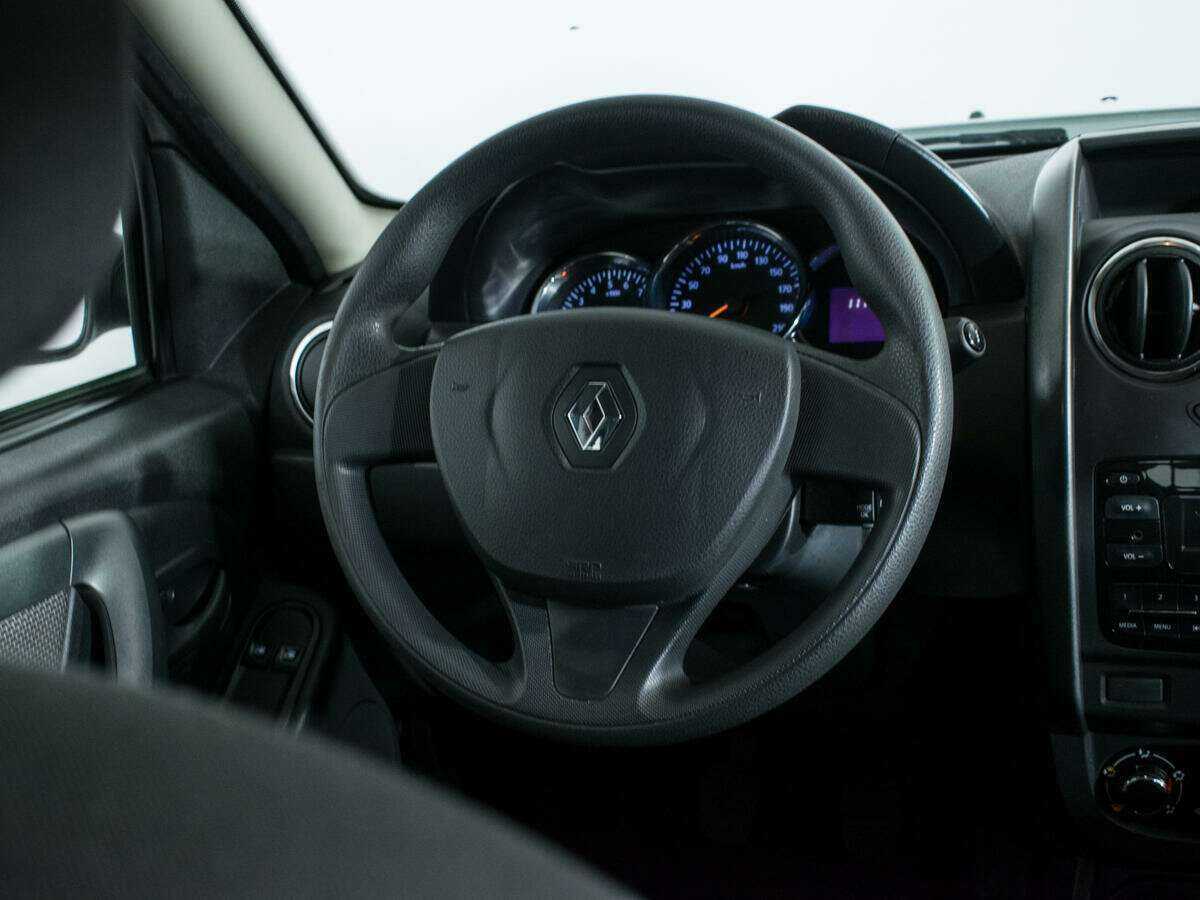 Б/У Рено Дастер 2018 года. Фото: #13