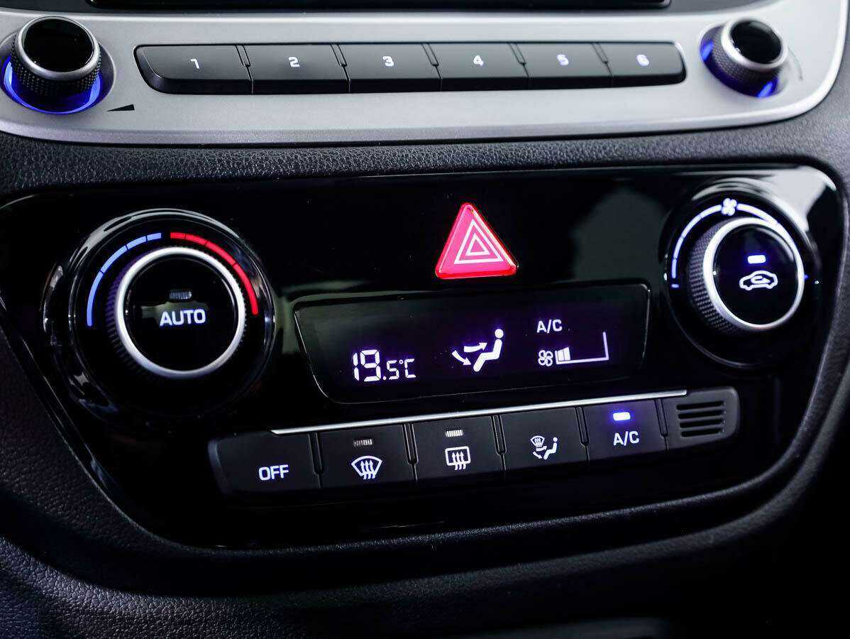 Б/У Хендай Солярис 2017 года. Фото: #14