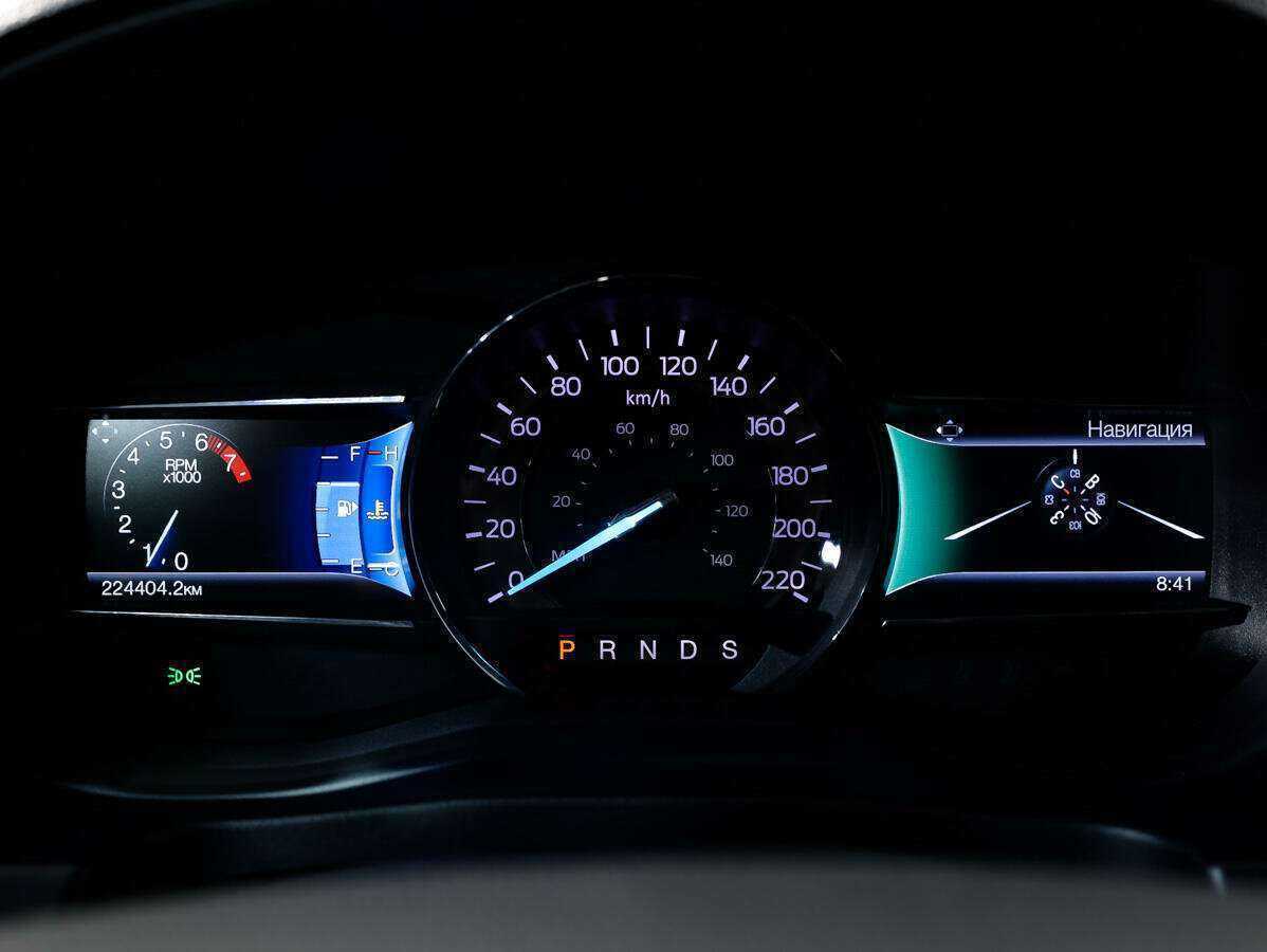 Ford Explorer 2015 года с пробегом. Фото: #29