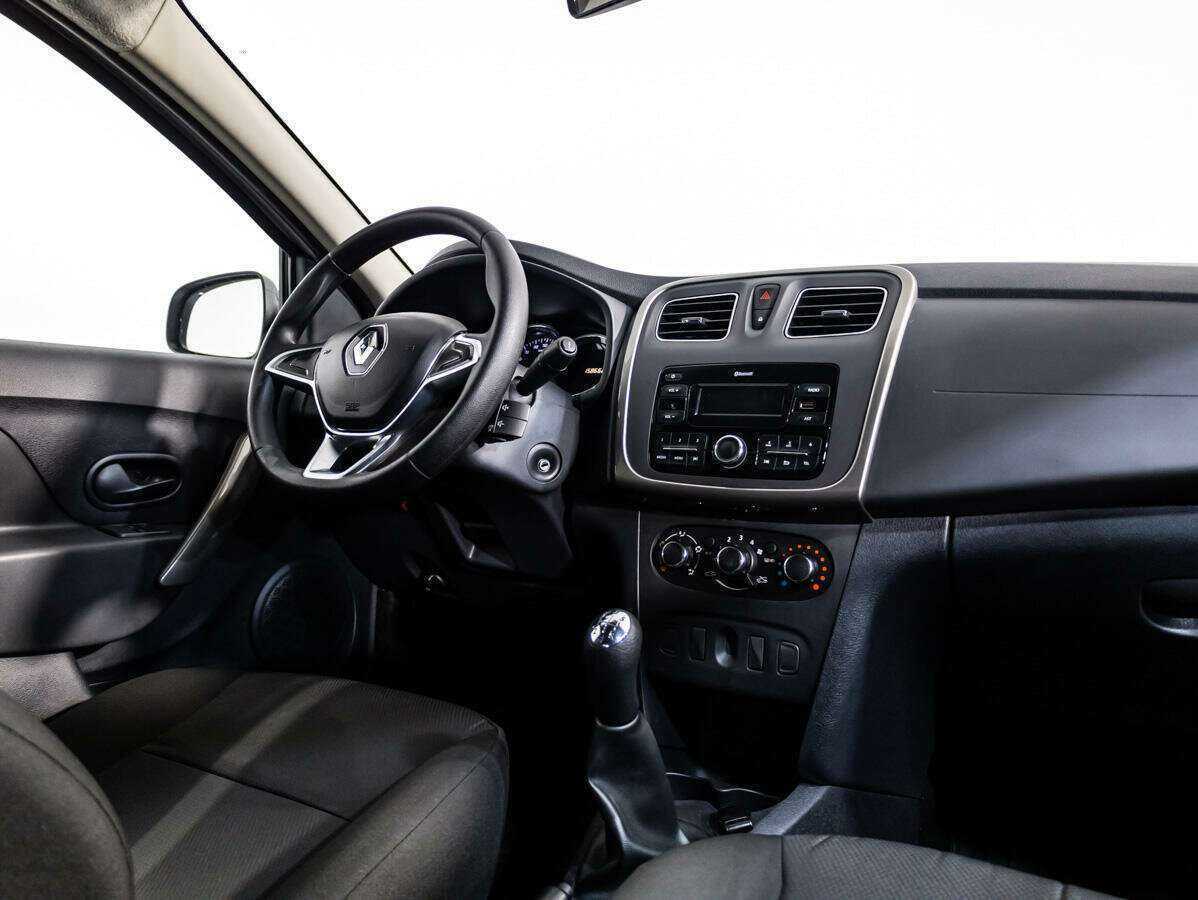 Б/У Рено Логан 2019 года. Фото: #7