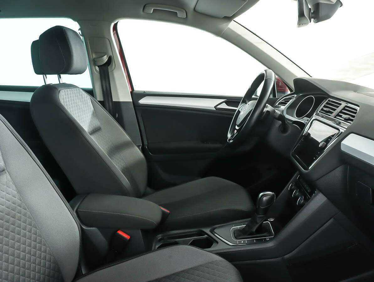 Volkswagen Tiguan 2019 года с пробегом. Фото: #7