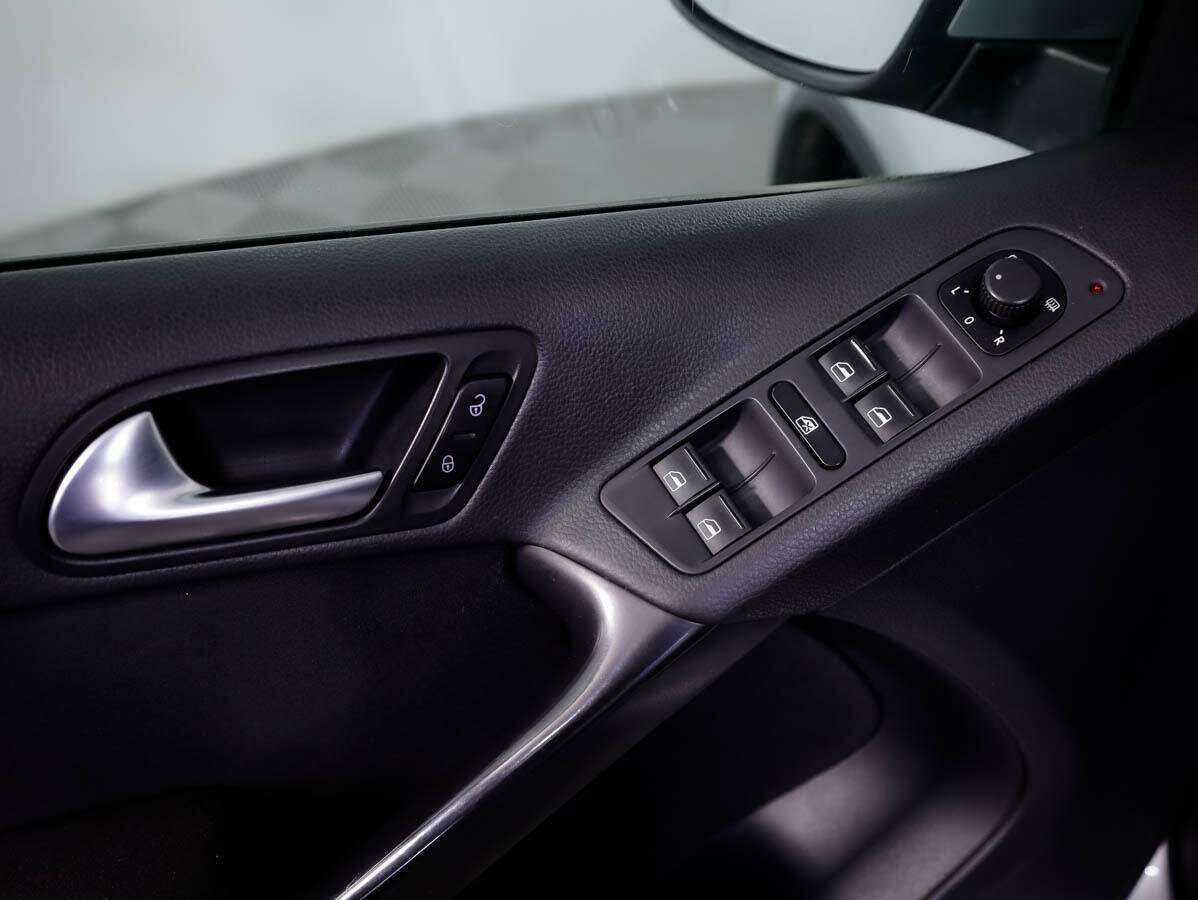 Б/У Фольксваген Тигуан 2012 года. Фото: #11