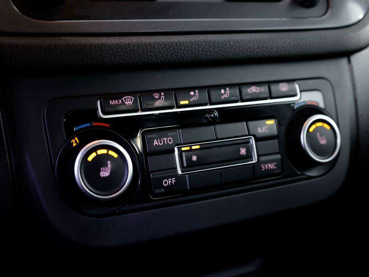 Б/У Фольксваген Тигуан 2012 года. Фото: #15