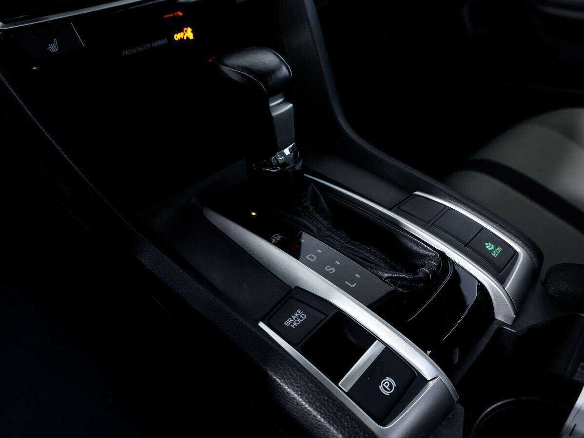 Honda Civic 2019 года с пробегом. Фото: #15