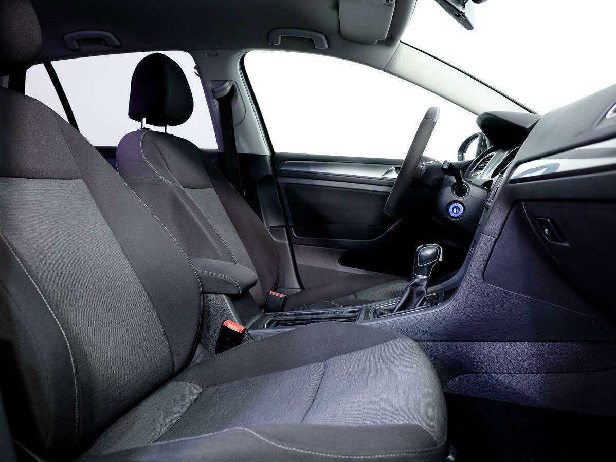 Б/У Фольксваген Гольф 2013 года. Фото: #10