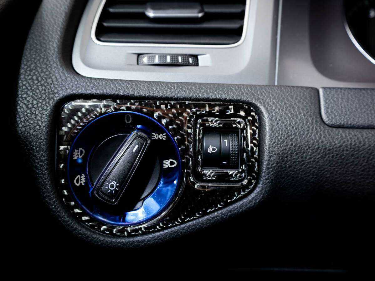 Б/У Фольксваген Гольф 2013 года. Фото: #17