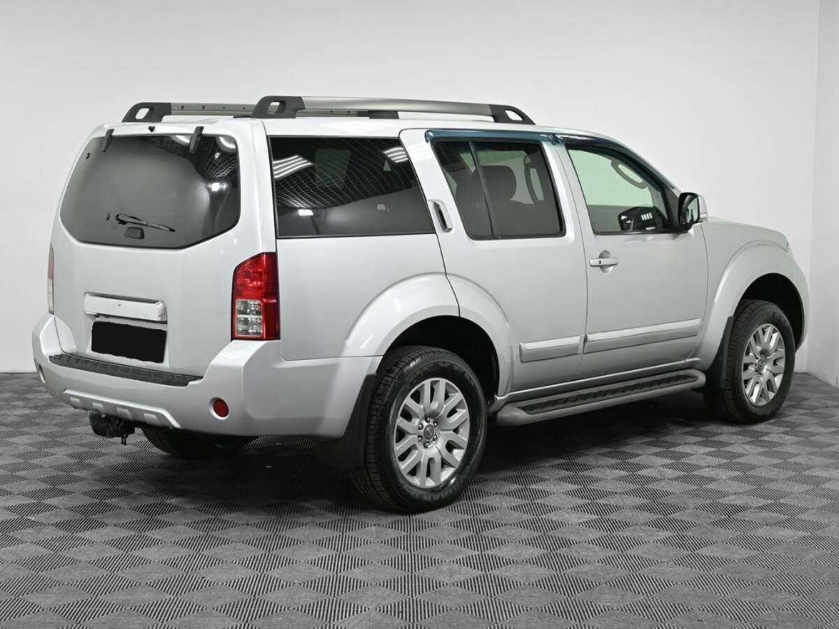 Nissan Pathfinder 2012 года с пробегом. Фото: #1