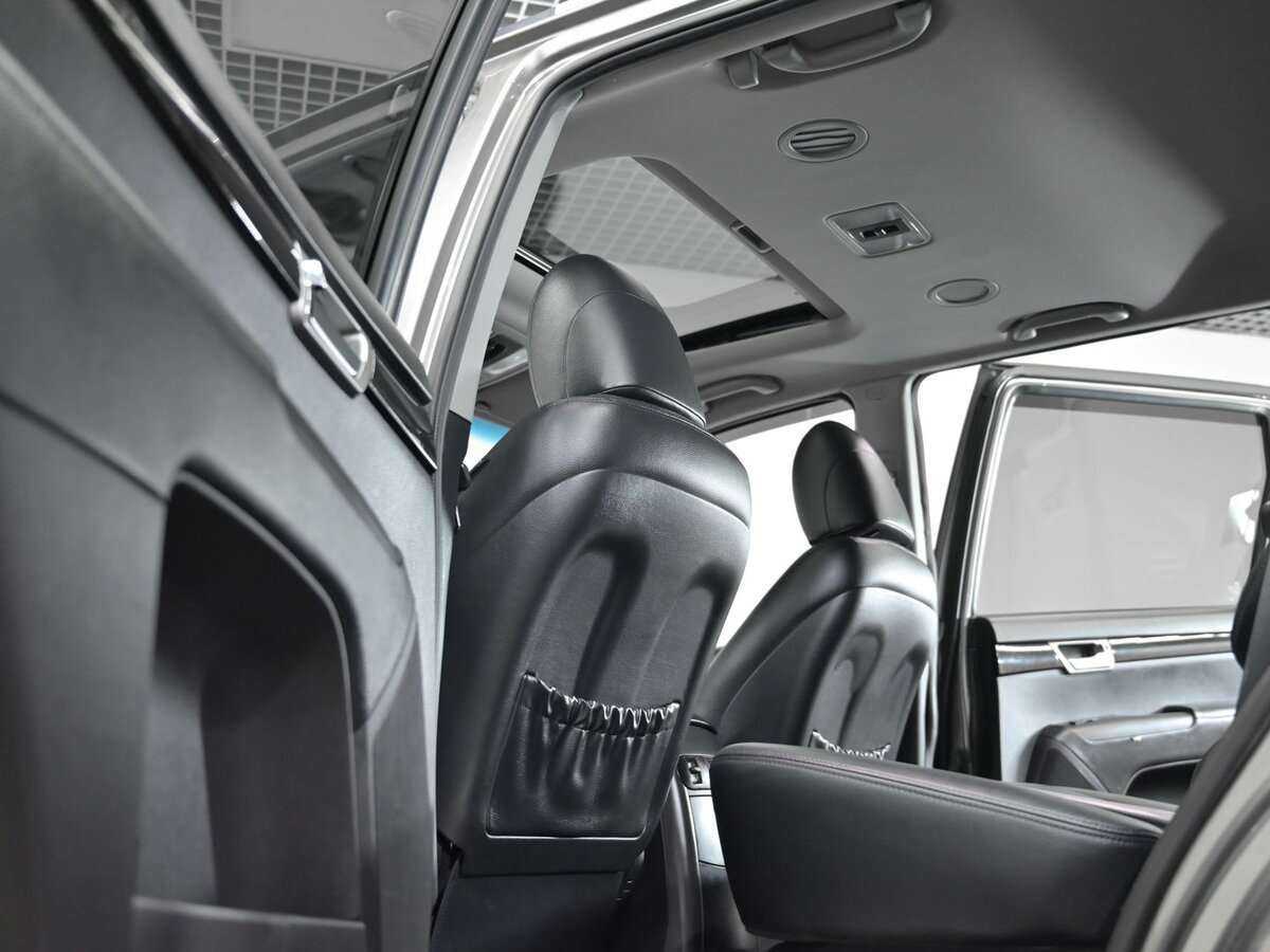 Kia Mohave 2012 года с пробегом. Фото: #6