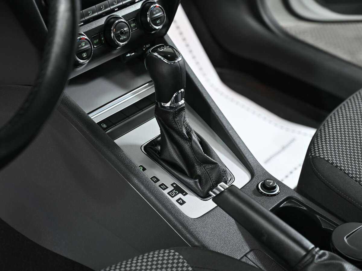 Б/У Шкода Октавия 2016 года. Фото: #9