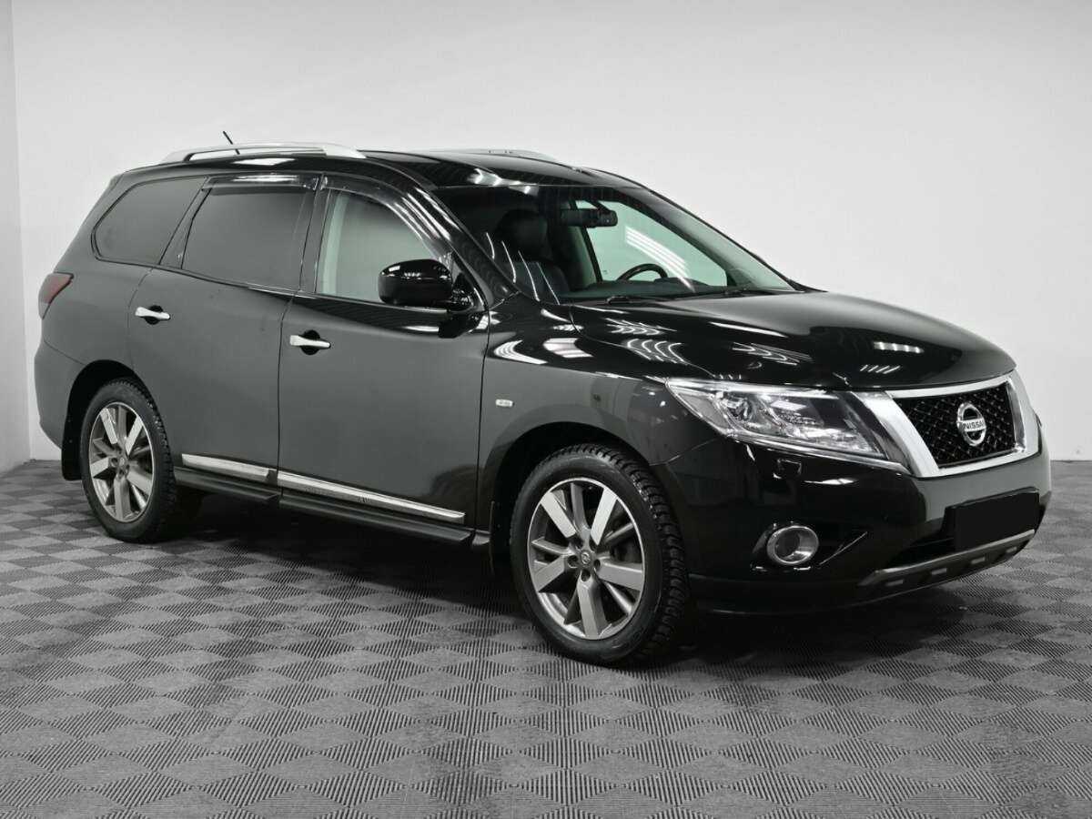 Nissan Pathfinder 2015 года с пробегом. Фото: #2