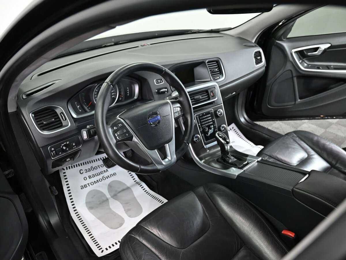 Б/У Вольво С60 2013 года. Фото: #4