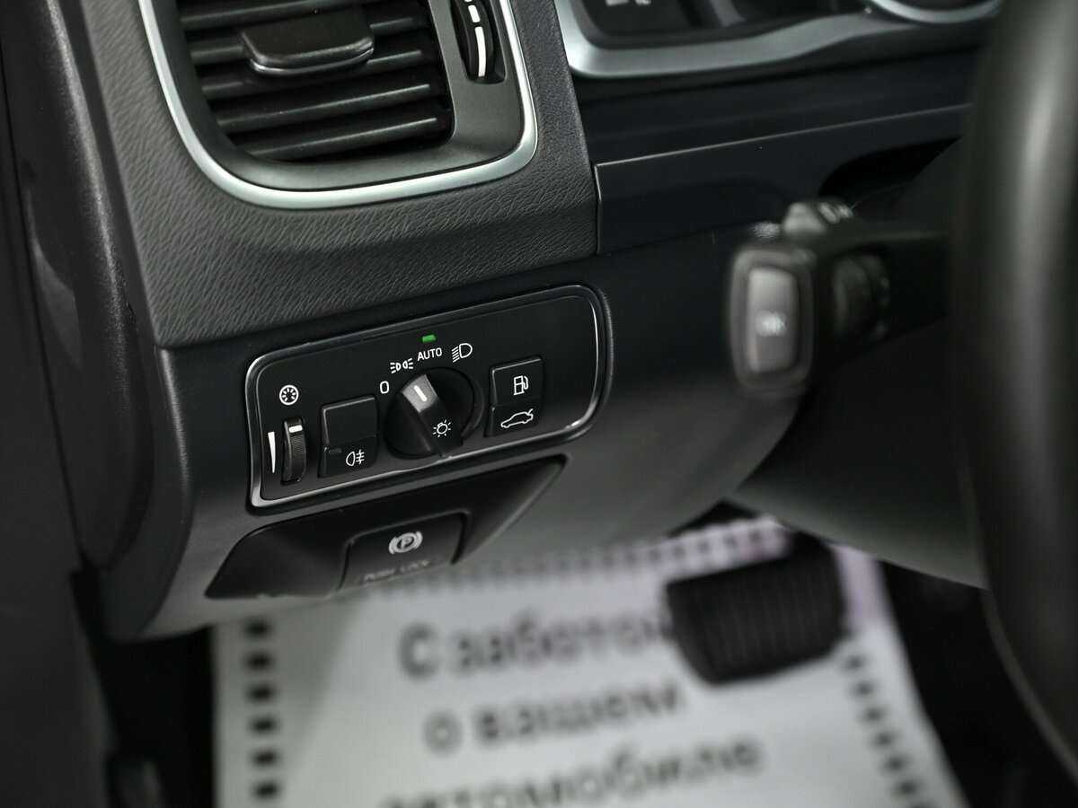 Б/У Вольво С60 2013 года. Фото: #7