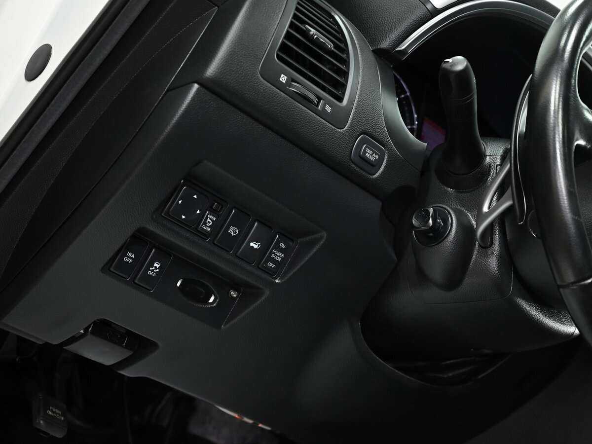 Infiniti FX 2012 года с пробегом. Фото: #10