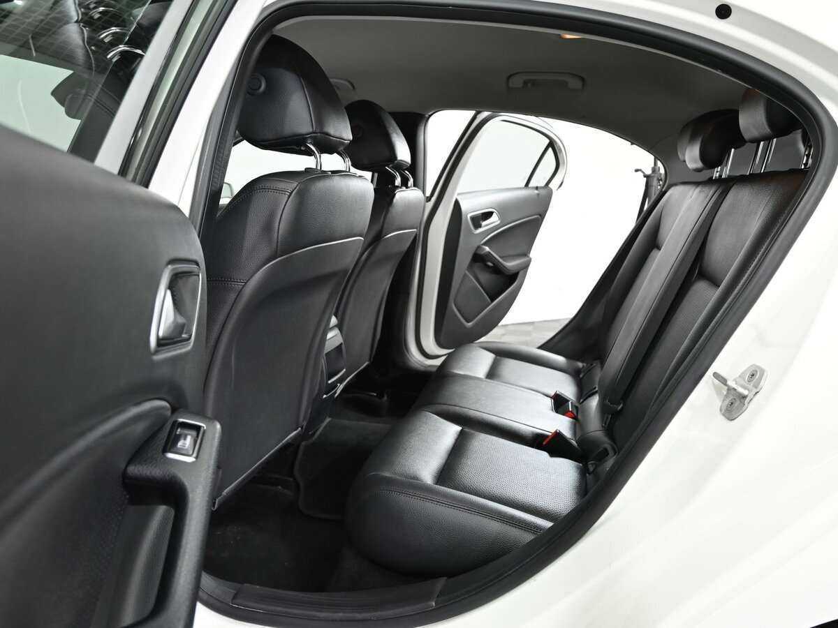 Mercedes-Benz A-Класс 2014 года с пробегом. Фото: #10