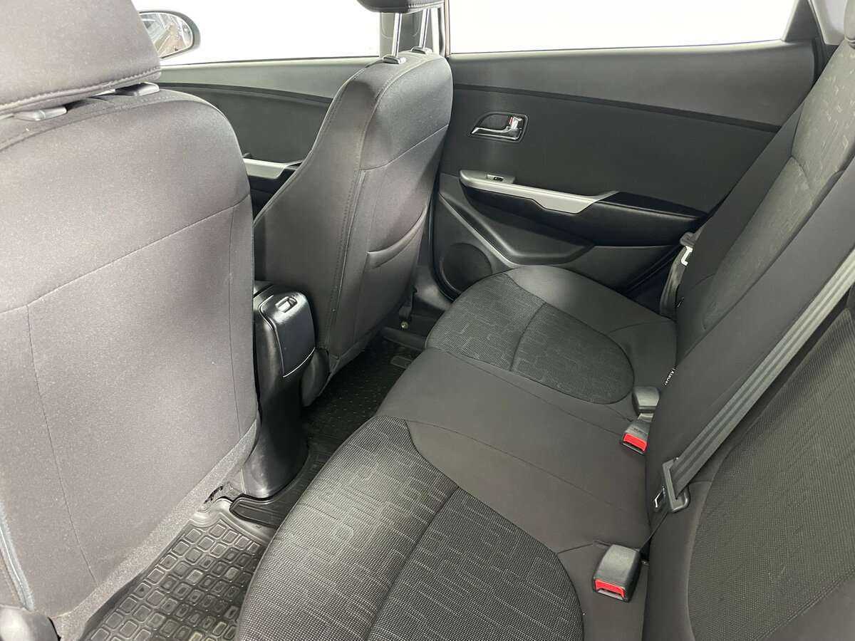 Б/У Киа Рио 2014 года. Фото: #19