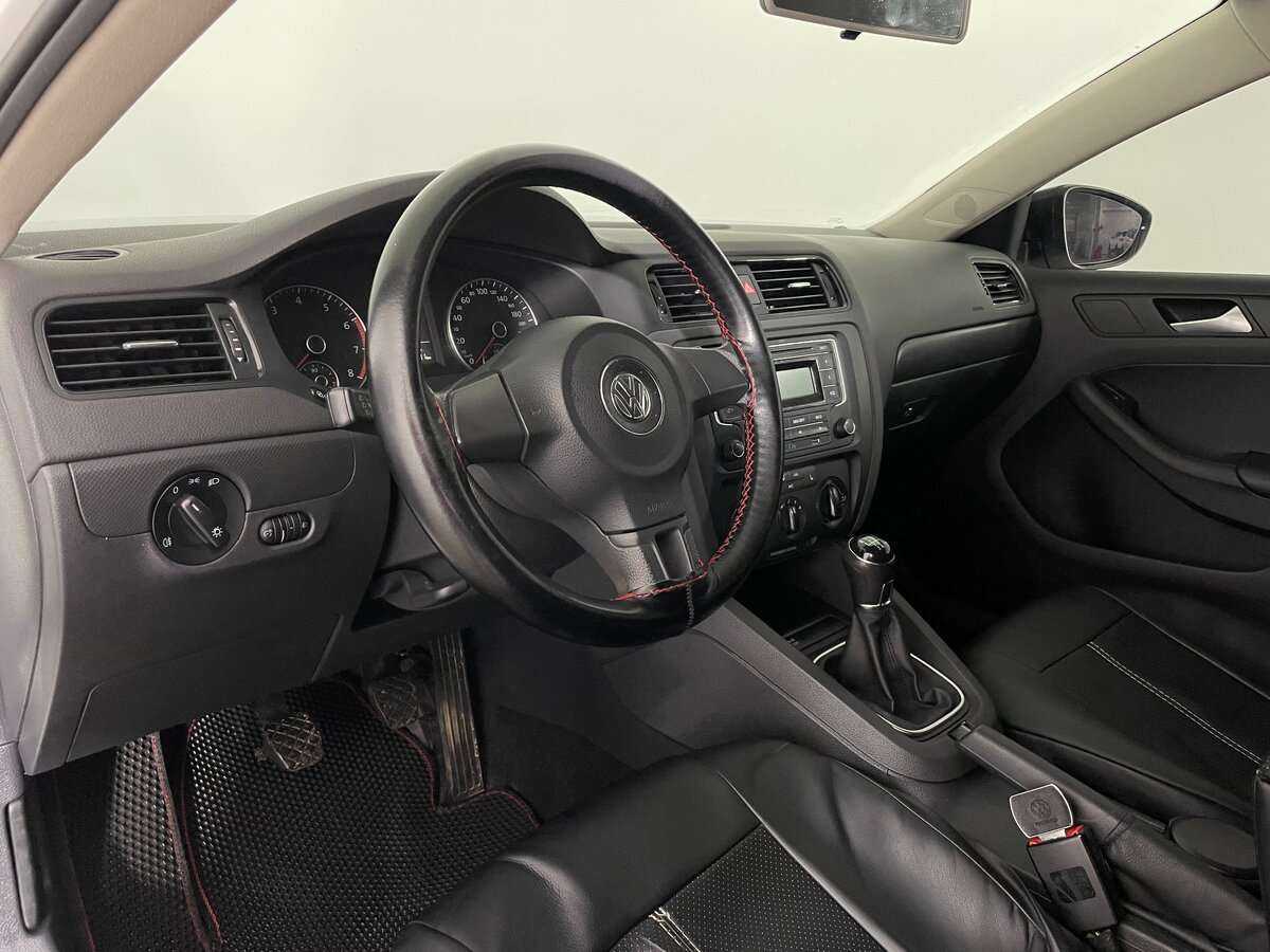 Б/У Фольксваген Джетта 2014 года. Фото: #6