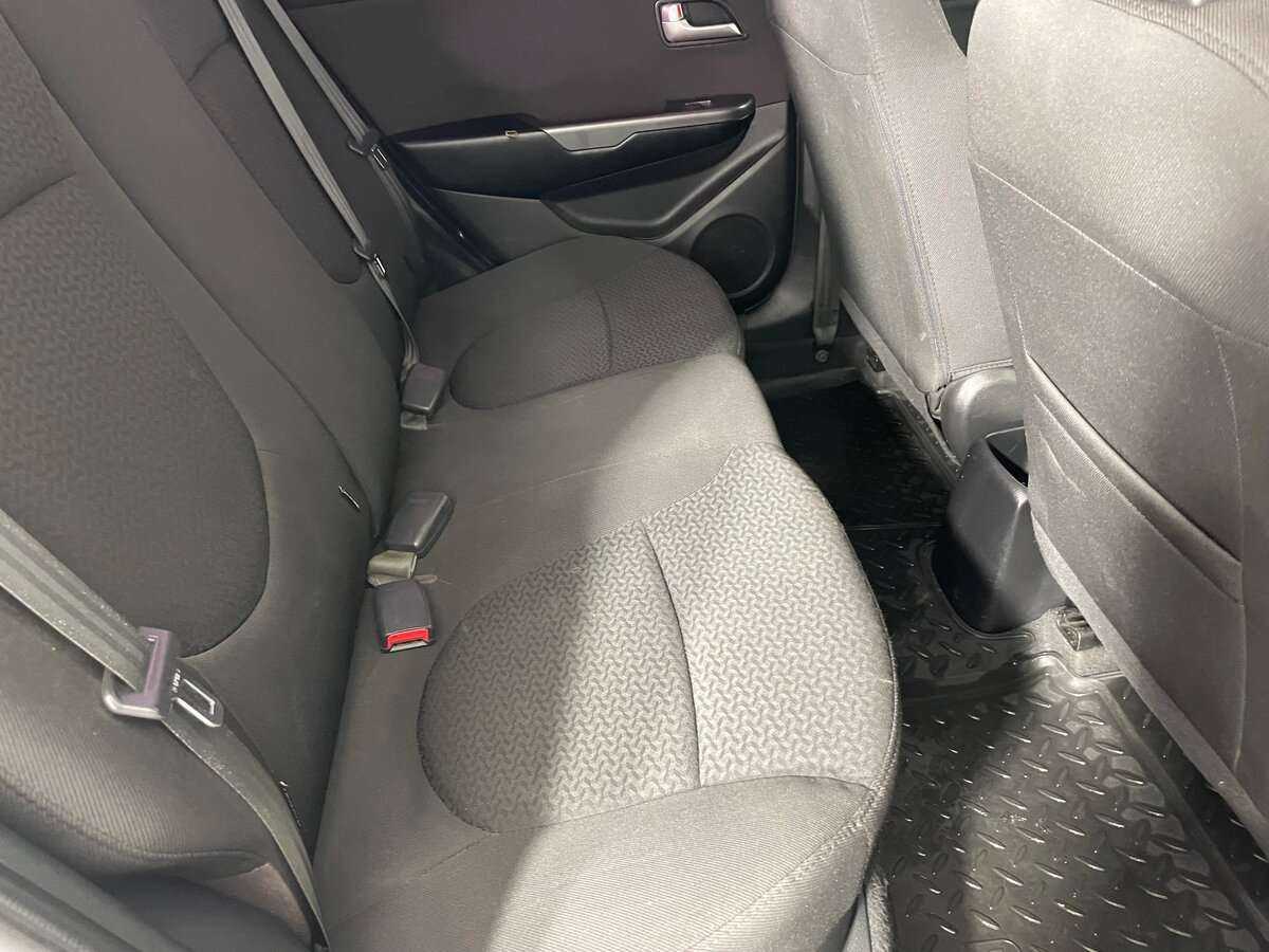 Б/У Киа Рио 2013 года. Фото: #16