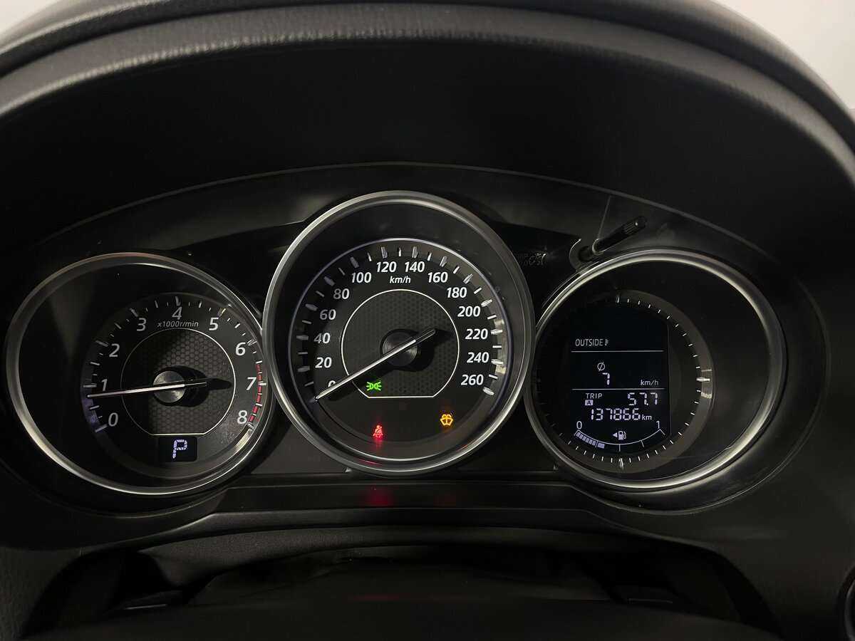 Б/У Мазда 6 2014 года. Фото: #13