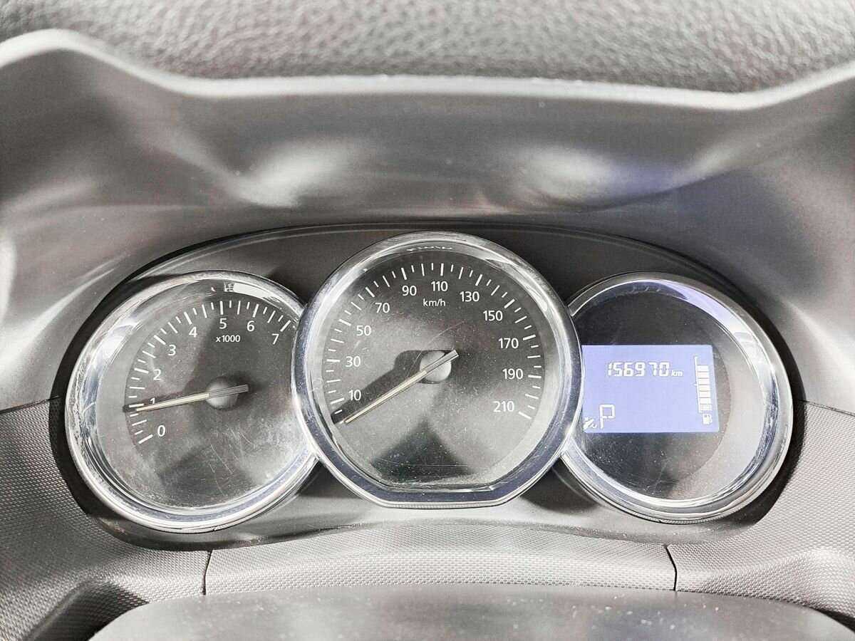 Б/У Рено Дастер 2016 года. Фото: #10