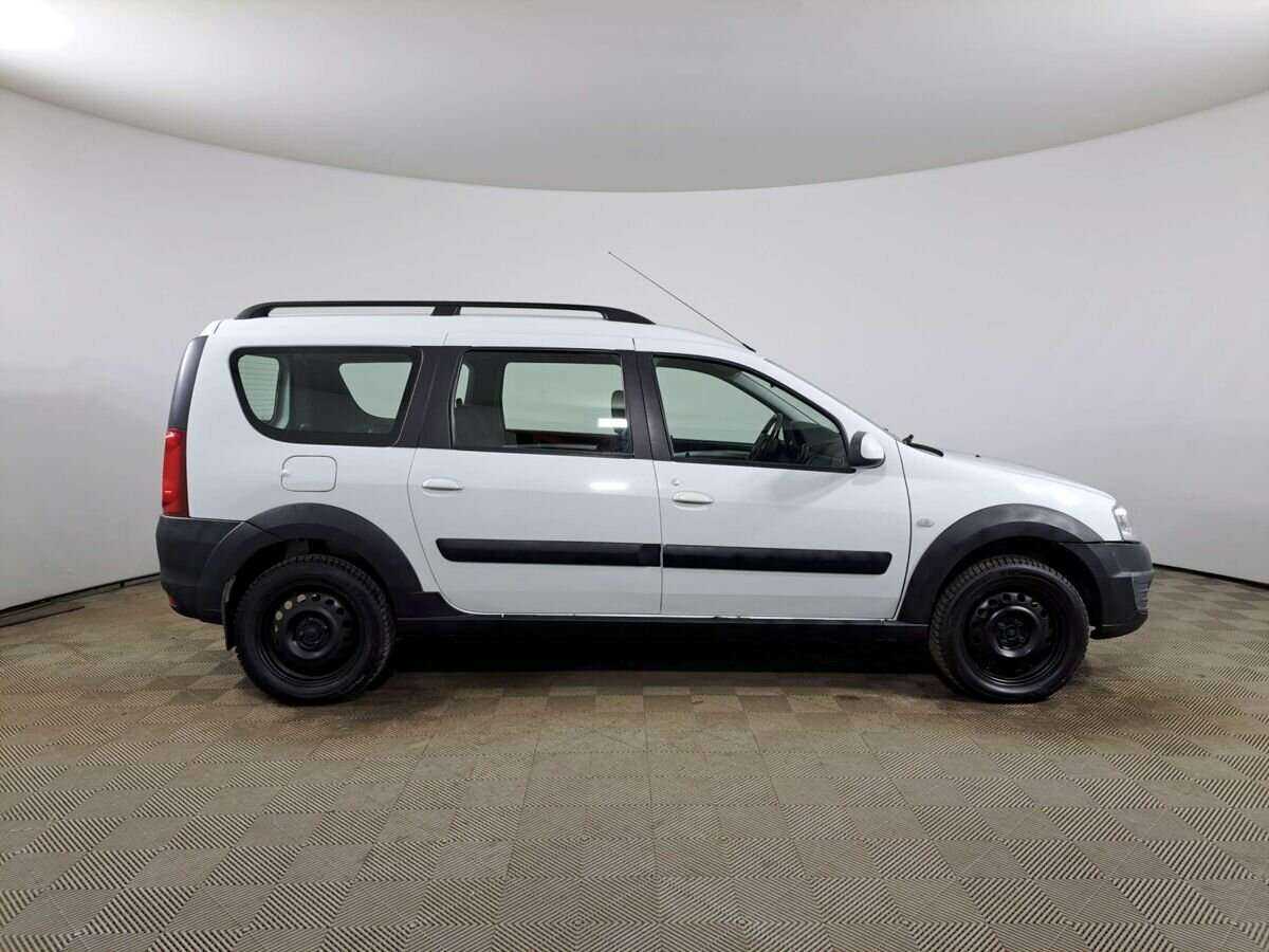 Б/У Лада (ВАЗ) Ларгус 2019 года. Фото: #3