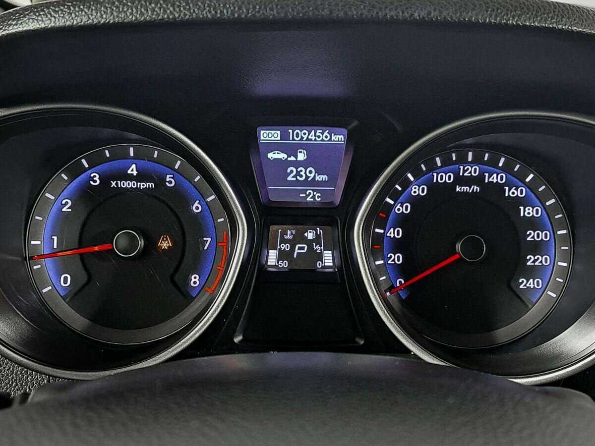 Б/У Хендай ай30 2016 года. Фото: #8