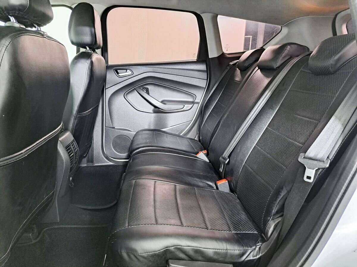 Б/У Форд Куга 2016 года. Фото: #9