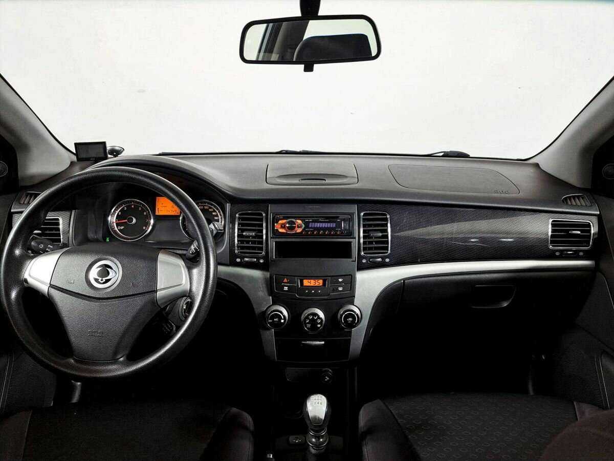 Б/У Сан-Ён Актион 2012 года. Фото: #10