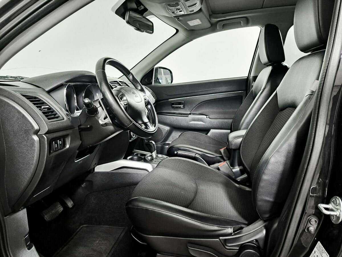 Б/У Пежо 4008 2014 года. Фото: #8