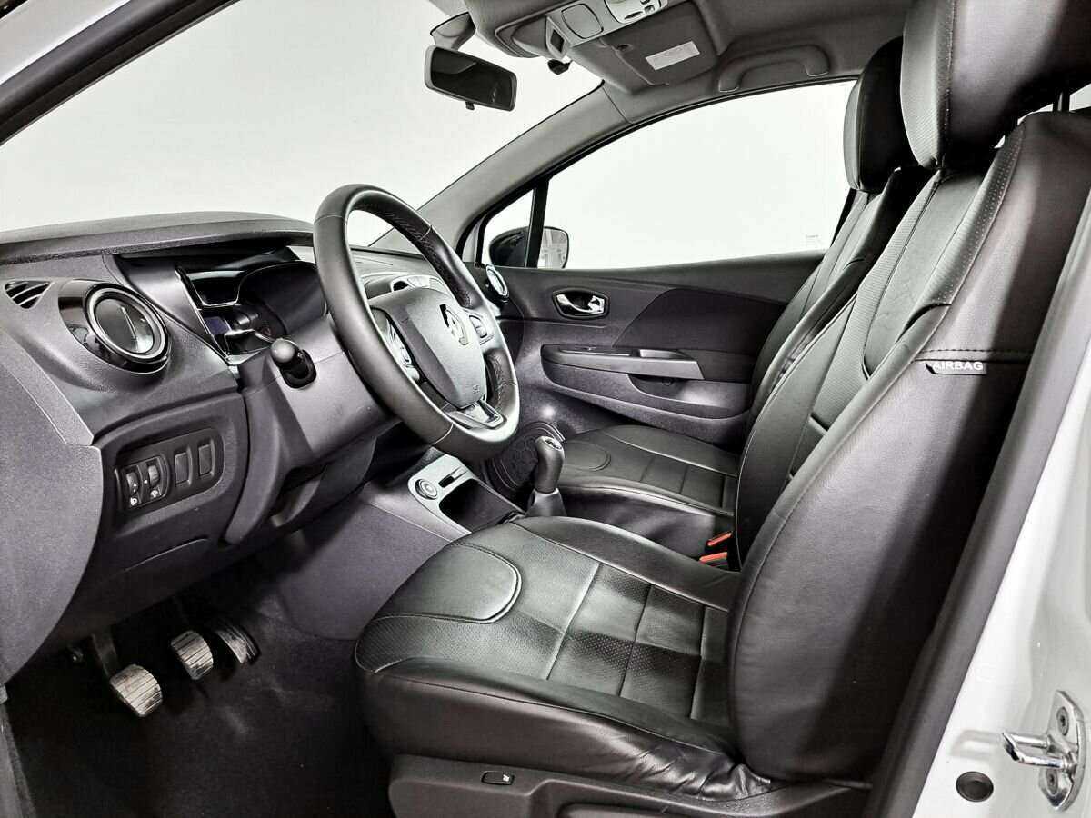 Б/У Рено Каптюр 2018 года. Фото: #10