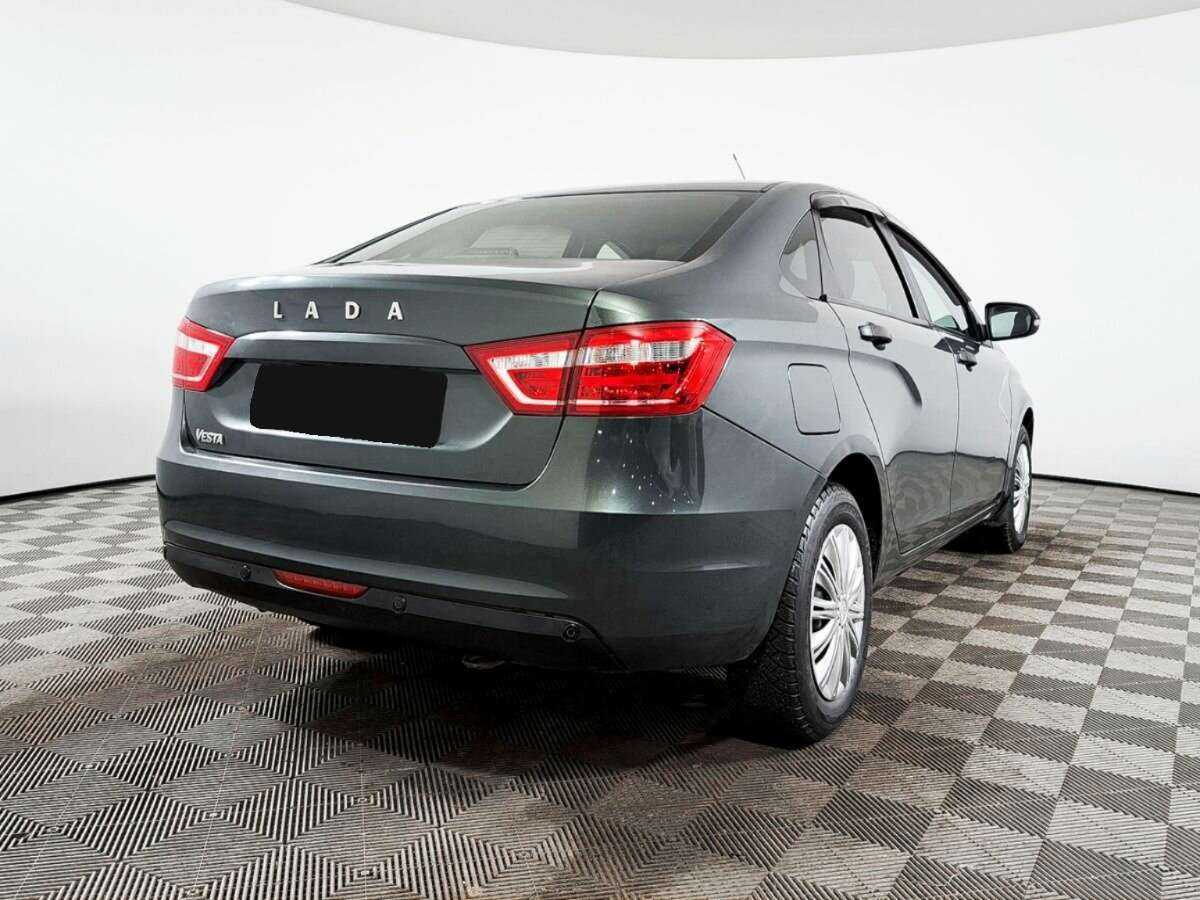 Б/У Лада (ВАЗ) Веста 2017 года. Фото: #3