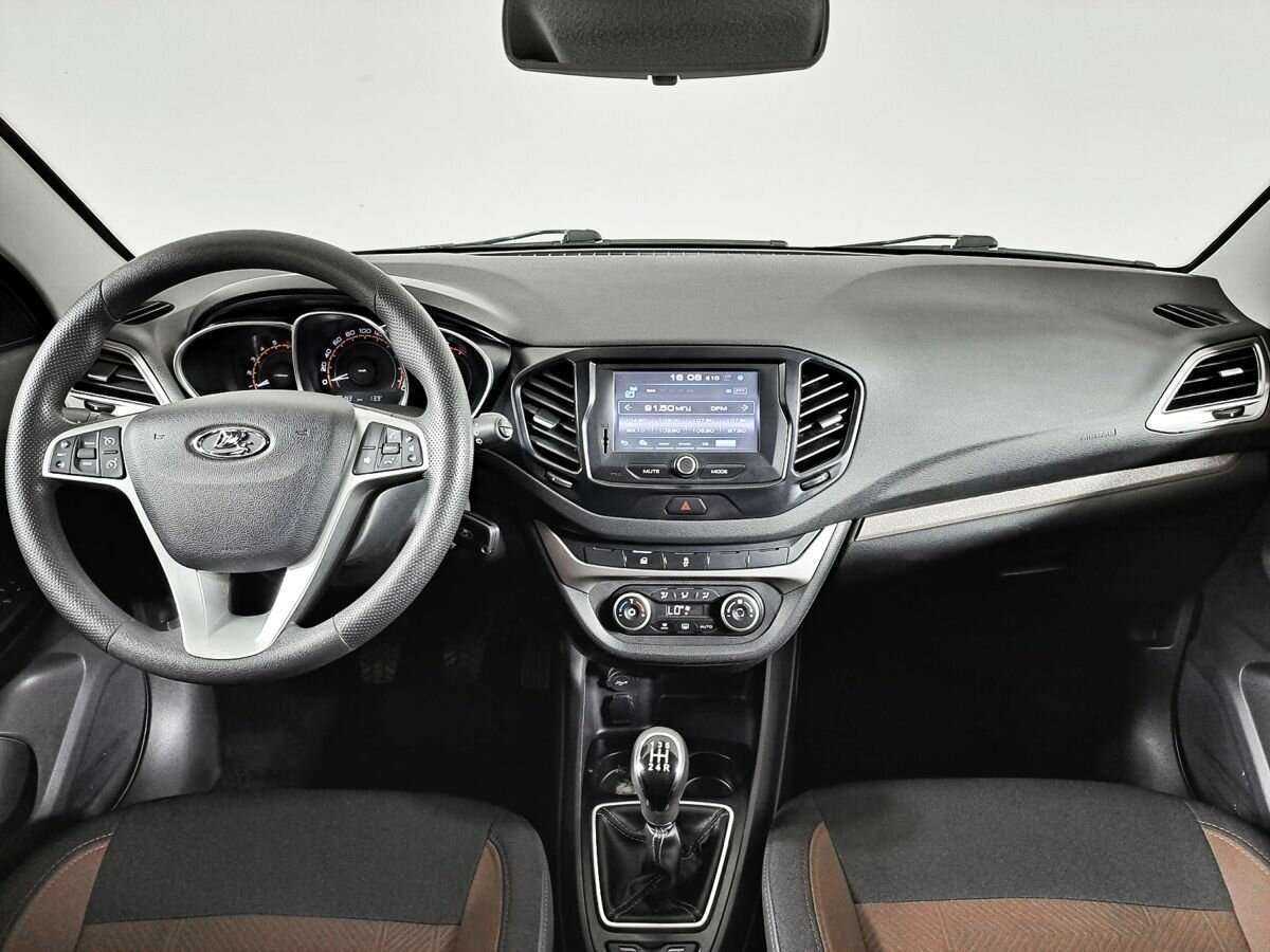 Б/У Лада (ВАЗ) Веста 2018 года. Фото: #11