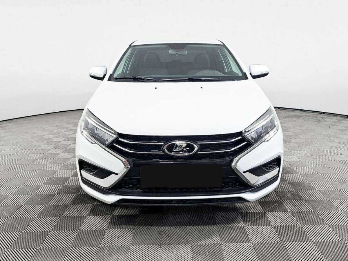 Lada (ВАЗ) Vesta 2023 года с пробегом. Фото: #1