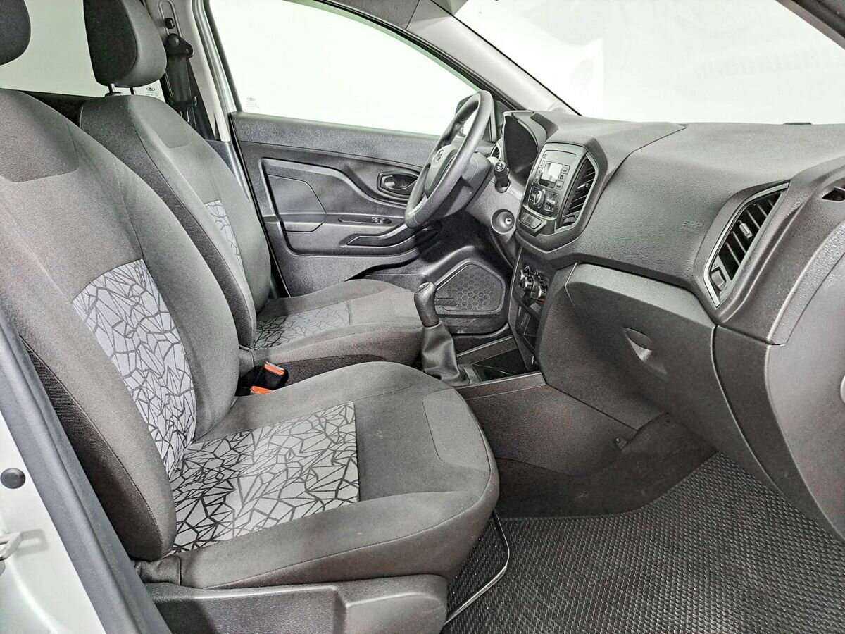 Б/У Лада (ВАЗ) ИКСРЭЙ 2018 года. Фото: #8