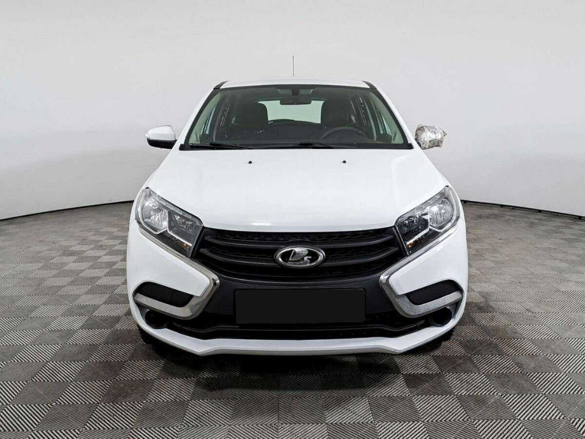 Б/У Лада (ВАЗ) ИКСРЭЙ 2018 года. Фото: #1