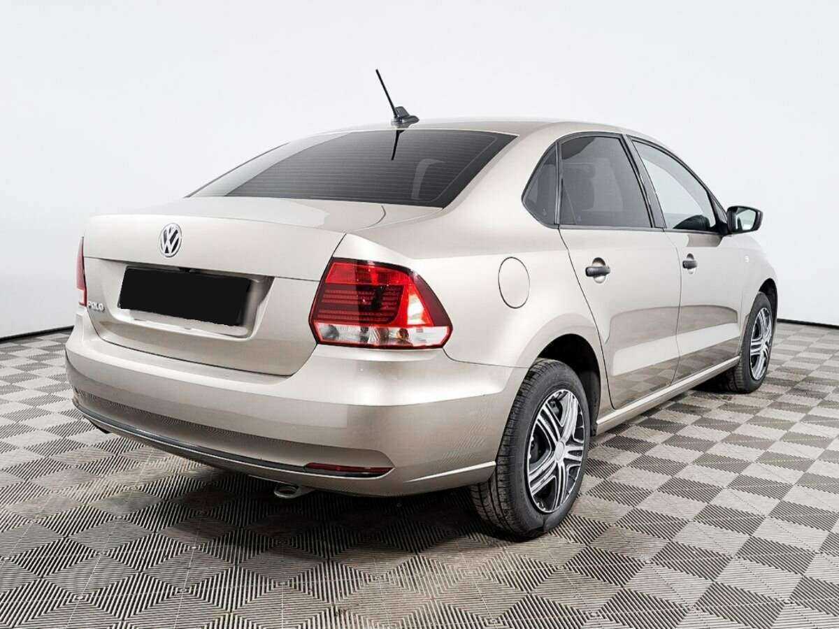 Б/У Фольксваген Поло 2018 года. Фото: #4