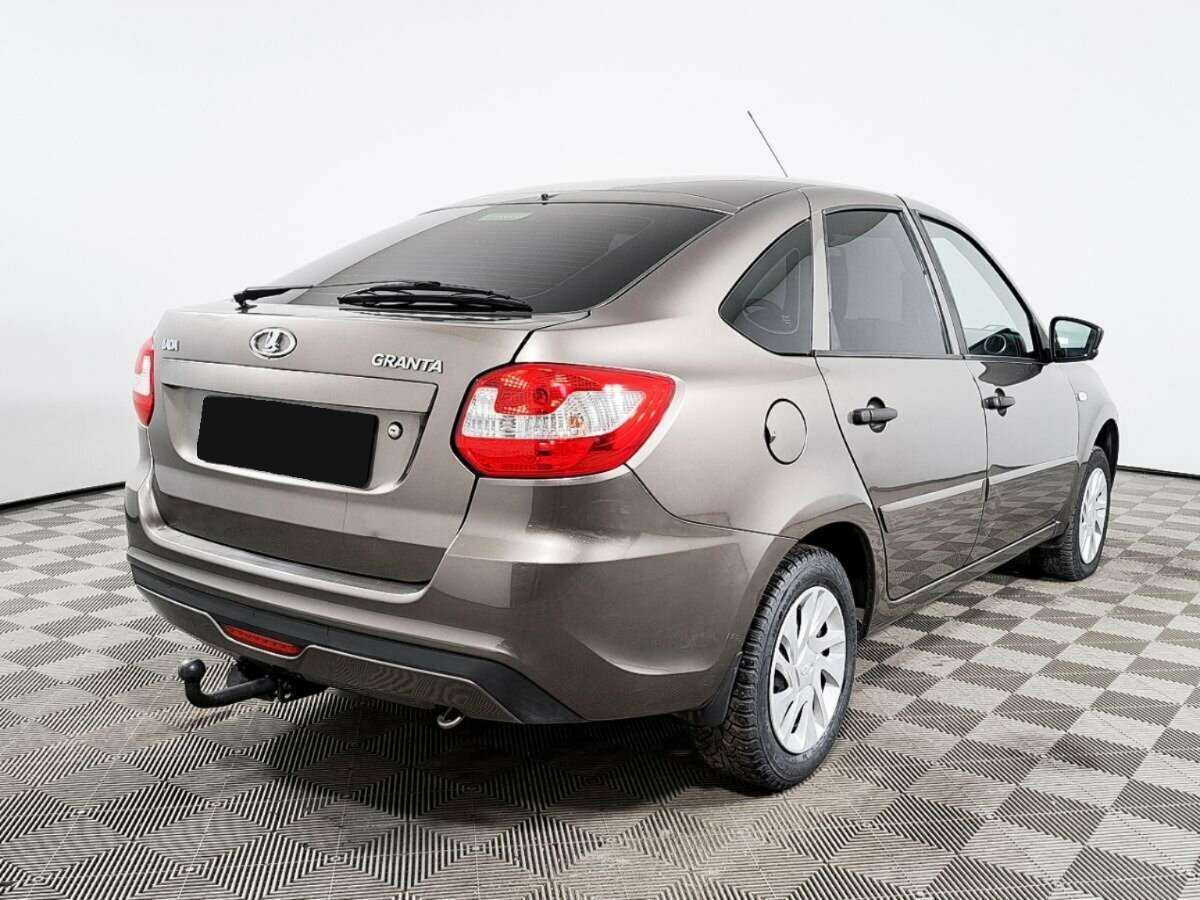 Б/У Лада (ВАЗ) Гранта 2017 года. Фото: #4