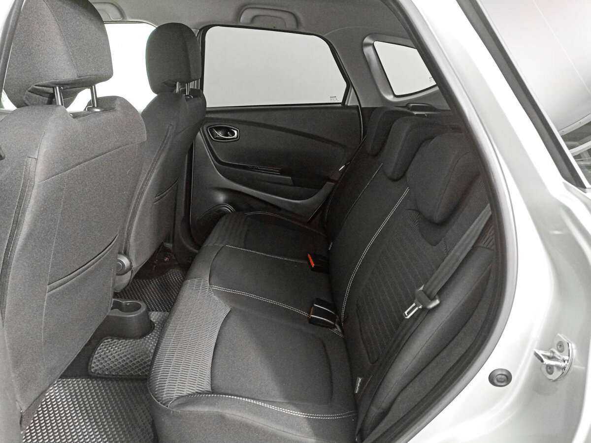 Б/У Рено Каптюр 2017 года. Фото: #9