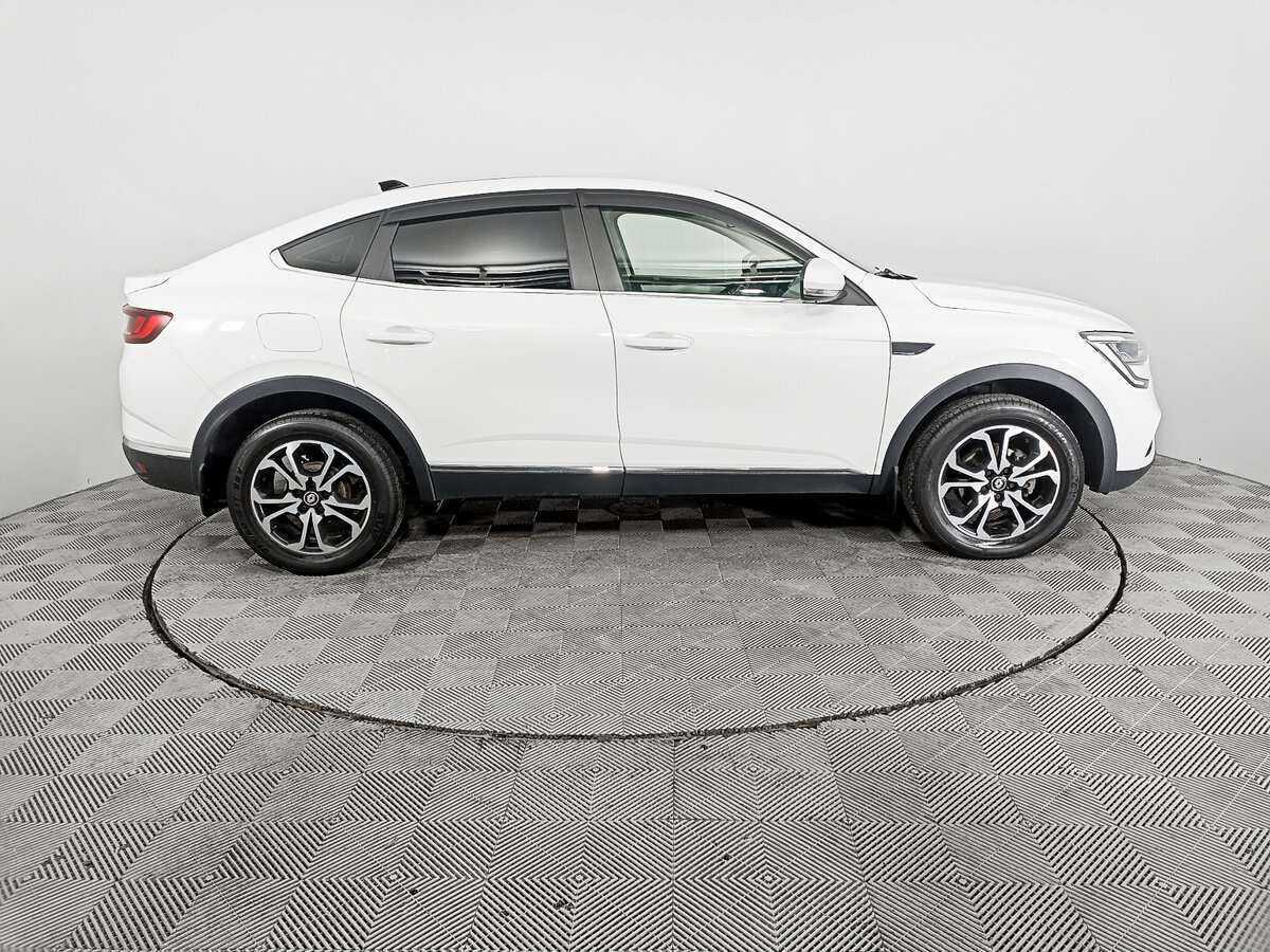 Б/У Рено Аркана 2021 года. Фото: #3