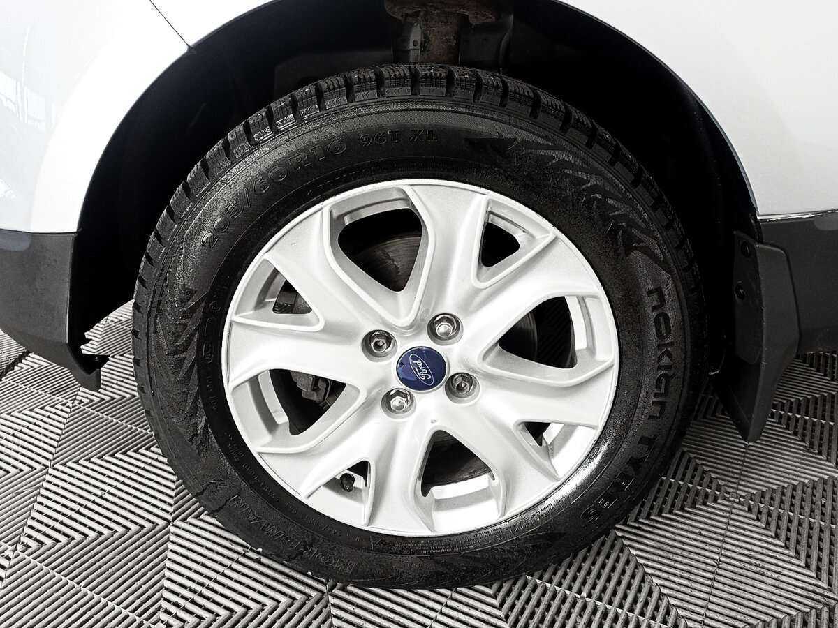 Б/У Форд ЭкоСпорт 2015 года. Фото: #17