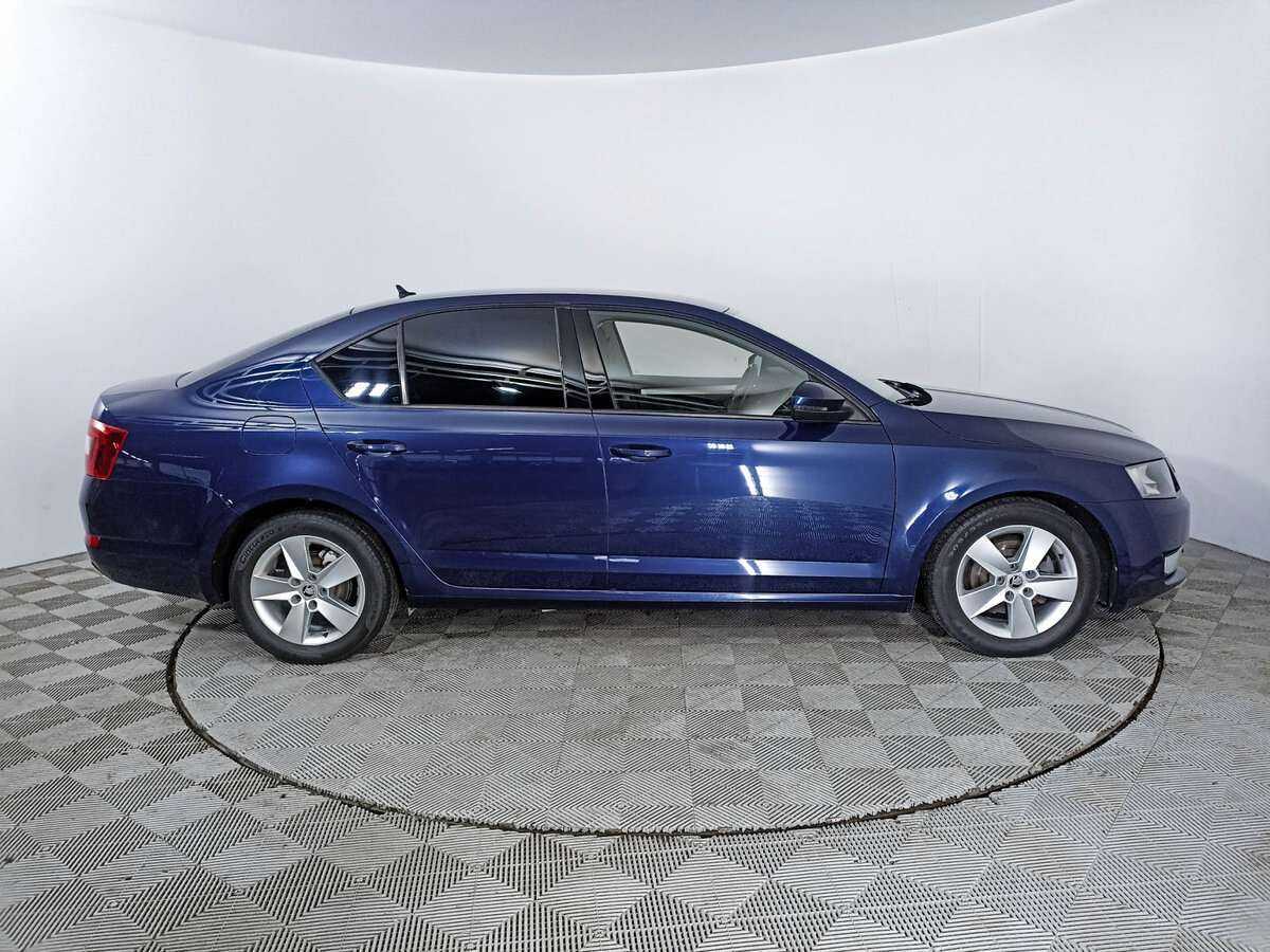 Б/У Шкода Октавия 2016 года. Фото: #3