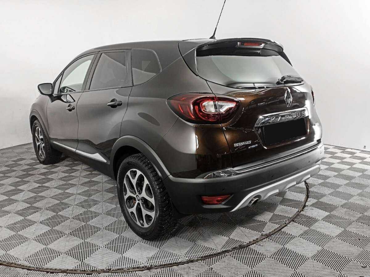 Б/У Рено Каптюр 2018 года. Фото: #6