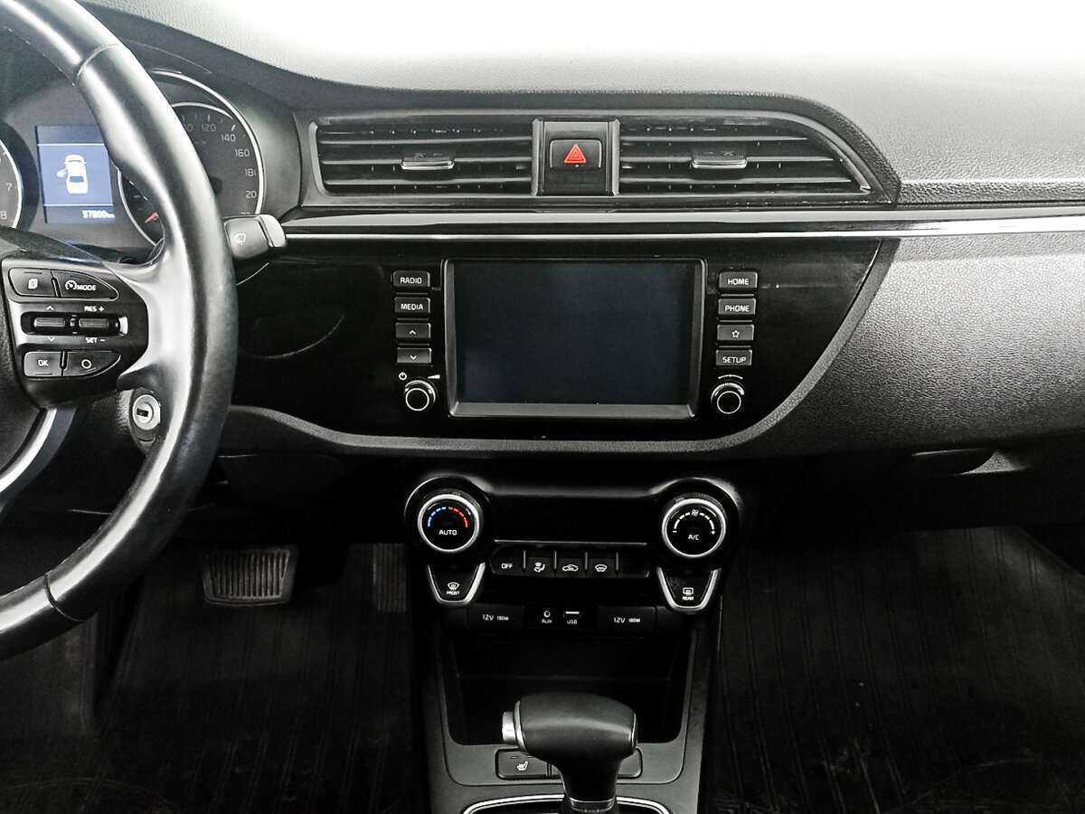 Б/У Киа Рио 2018 года. Фото: #12