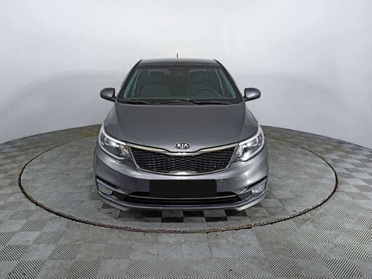 Б/У Киа Рио 2016 года. Фото: #1