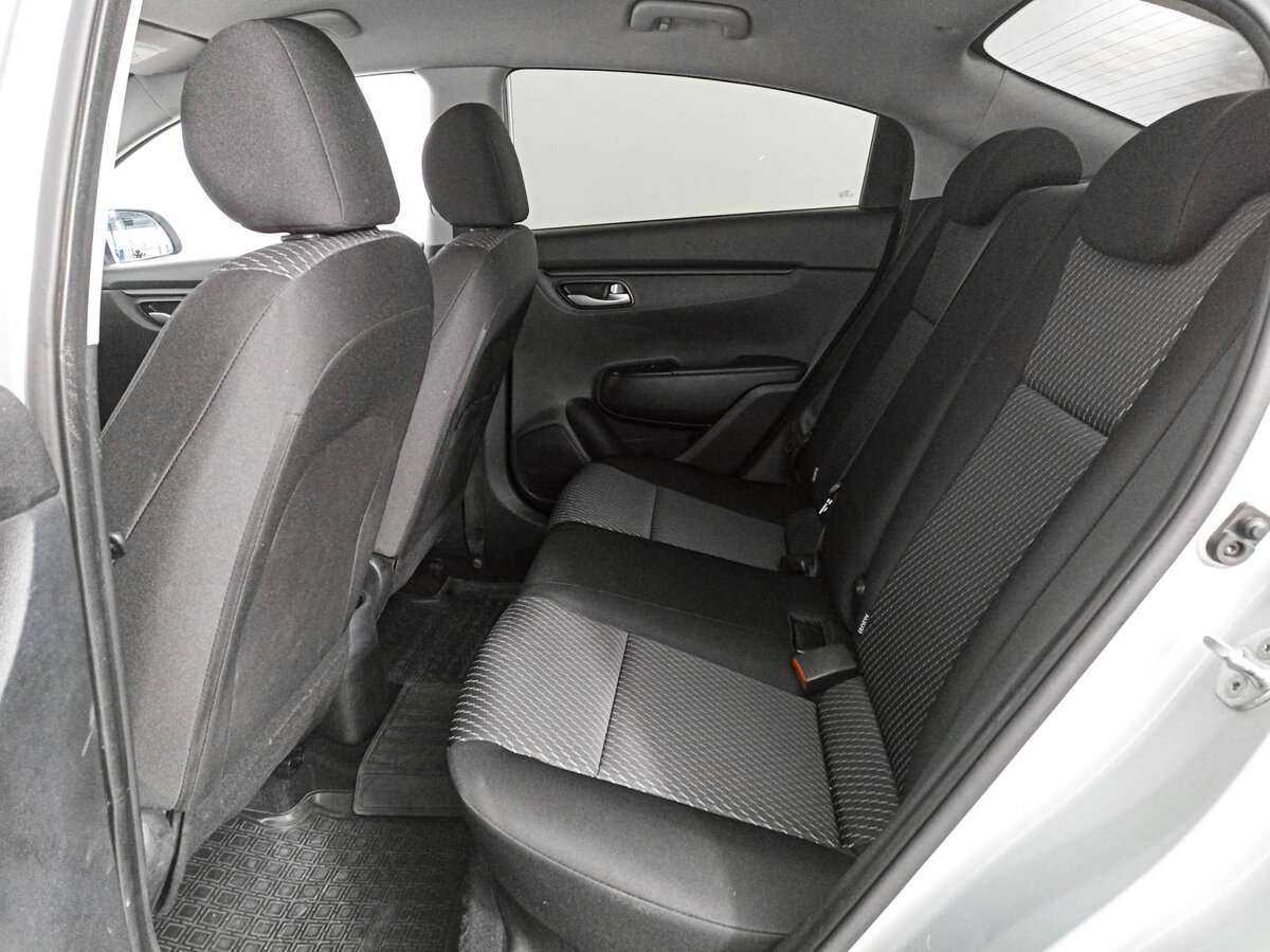 Б/У Киа Рио 2018 года. Фото: #9