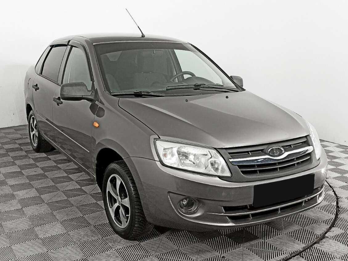 Б/У Лада (ВАЗ) Гранта 2014 года. Фото: #2