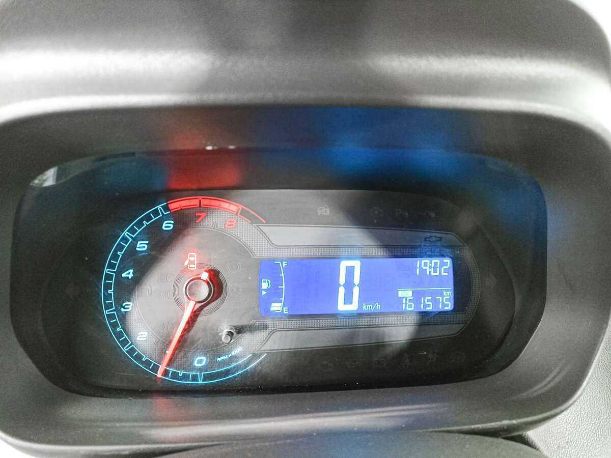 Б/У Шевроле Кобальт 2013 года. Фото: #10