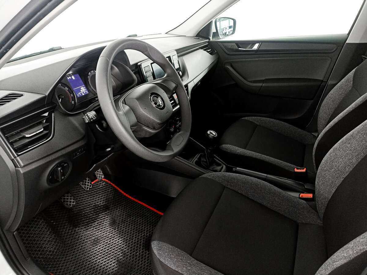 Б/У Шкода Рапид 2021 года. Фото: #13