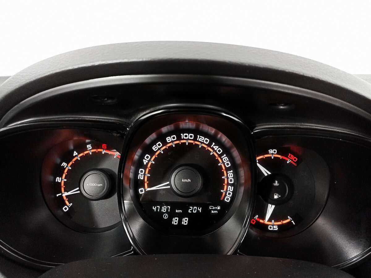 Б/У Лада (ВАЗ) Веста 2019 года. Фото: #8